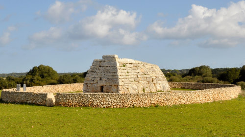 Half-Day Jeep Tour of Archaeological Sites by Trip4Real