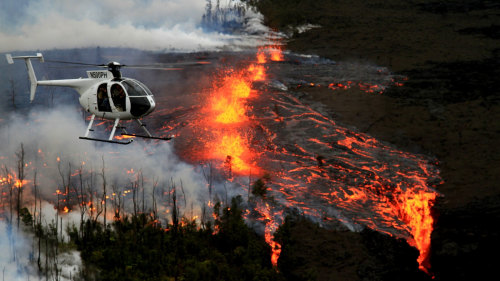 Volcano & Waterfall Doors-Off Helicopter Tour