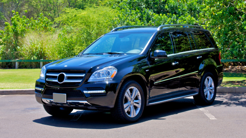 Private Luxury SUV: Kona International Airport (KOA)