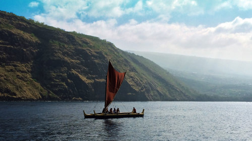 Small-Group Kealakekua Bay Snorkeling & Historical Sailing Canoe Tour