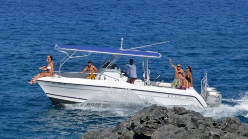 Exclusive Catamaran Charter