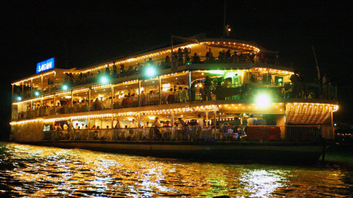 Saigon River Dinner Cruise with Water Puppet Show & Cyclo Tour