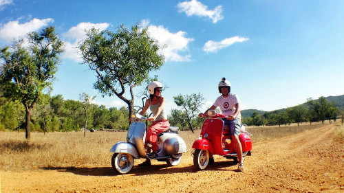 Classic Vespa Island Tour with a Local by Trip4Real