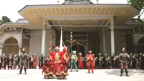 Small-Group City Tour with Skip-the-Line entrance to Topkapı Palace