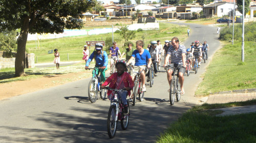 Small-Group Cycle Tour of Soweto by Urban Adventures