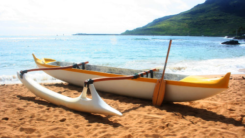 Outrigger Canoe Surfing Tour