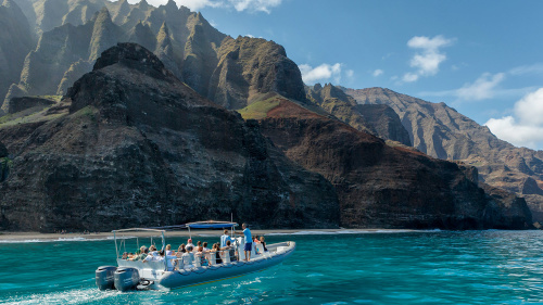 Napali Coast Raft & Snorkeling Adventure from Hanalei Bay