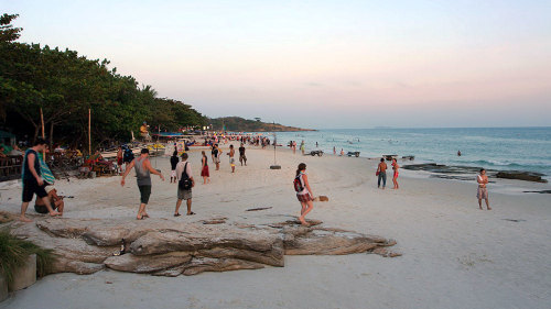 Ko Samet Island Full-Day Excursion