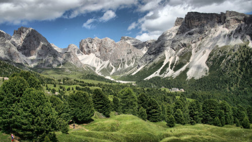 Full-Day Dolomites, Renon Plateau & Bolzano Tour by Zani Viaggi