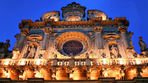 Lecce by Night Walking Tour with Appetizers