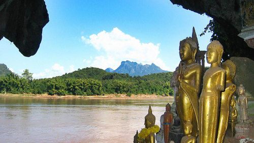 Private River Cruise to Pak Ou Caves & Lao Villages Tour