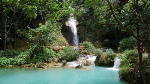 Private Hill-Tribe Village & Kuang Si Falls Tour