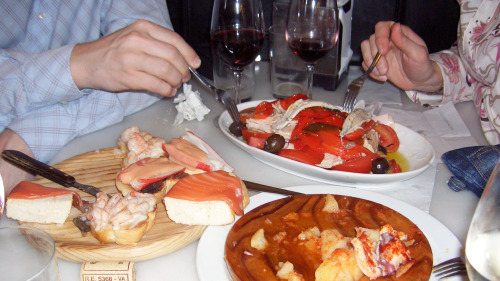 Evening Tapas Tour by Adventurous Appetites