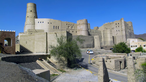 Nizwa, Bahla & Jabreen Full-Day Tour