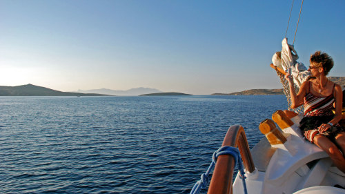 Small-Group Sunset Sailing Cruise