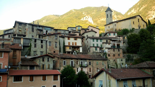 Private Menton & Italian Riviera Street Market Tour