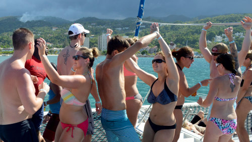 Catamaran Cruise & Dunn