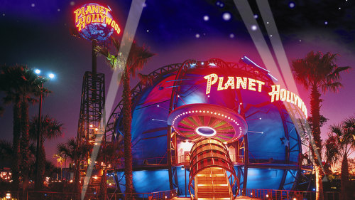 Dining at Planet Hollywood with Priority Seating