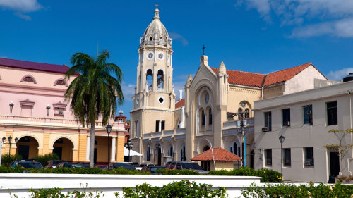 Small-Group Panama Canal & City Tour by Urban Adventures