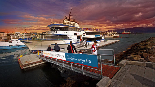 Dinner Cruise with Live Music