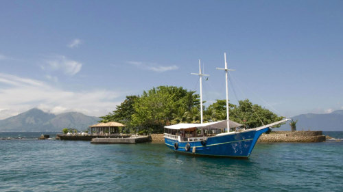 Angra dos Reis Archipelago Cruise with Lunch