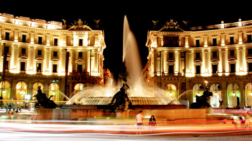 Private Night City Tour With Colosseum & Trevi Fountain