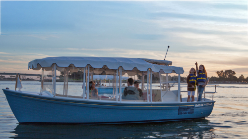 21 Sun Cruiser Self-Guided Electric Boat Cruise by Duffy of San Diego