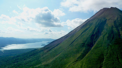 4-Day Volcano & Cloud Forest Tour