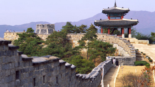 UNESCO-listed Palace, Shrine & Fortress Tour by Seoul City Tour