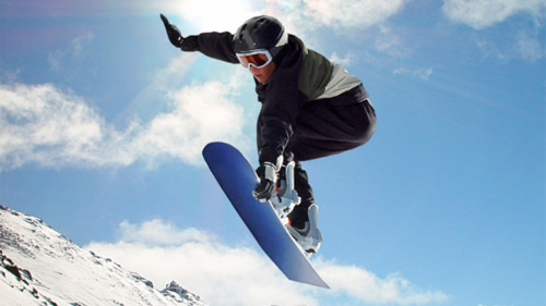 Steamboat Snowboard Rental Package with Delivery