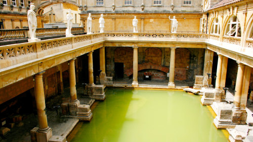 Bath & Stonehenge Full-Day Tour