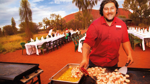 6-Day Red Centre Discovery Tour by AAT Kings