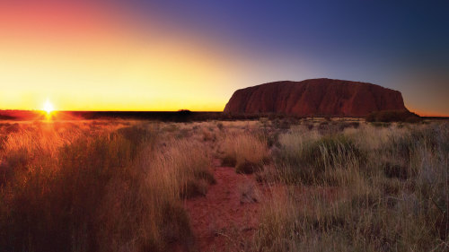 3-Day Red Centre Wanderer Tour by AAT Kings