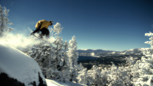 Vail & Beaver Creek Snowboard Rental Package with Delivery