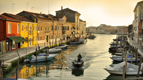 Murano & Gondola Tour with Seafood Dinner by MYU