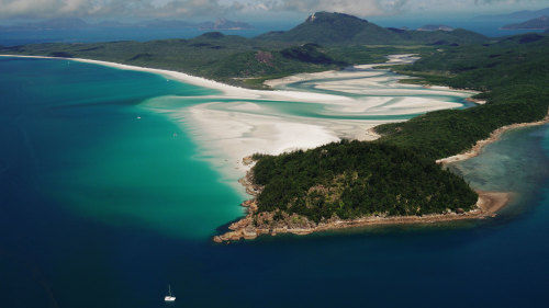 Whitsundays Scenic Flight by GSL Aviation