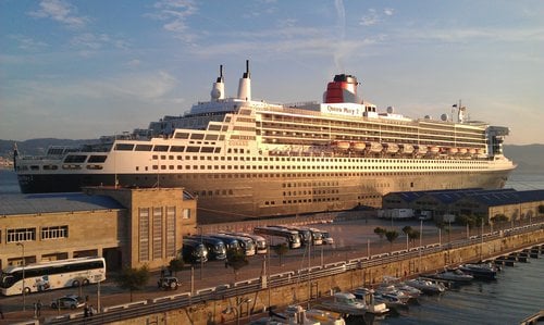 Cunard Queen Mary 2 Ocean Liner World Voyage